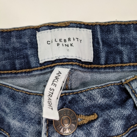 Celebrity Pink Floral Embroidered Boho Ankle Capri - Picture 4 of 10